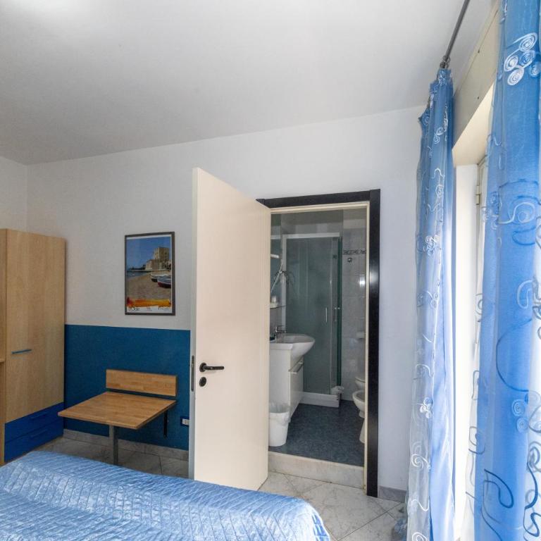 B&B Brezza Marina & Ristorante Shoreline - Chambre Double avec Balcon - 19