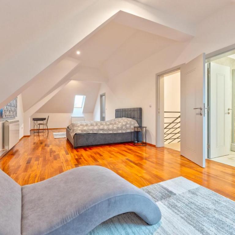 Cozy house - Villa - 34