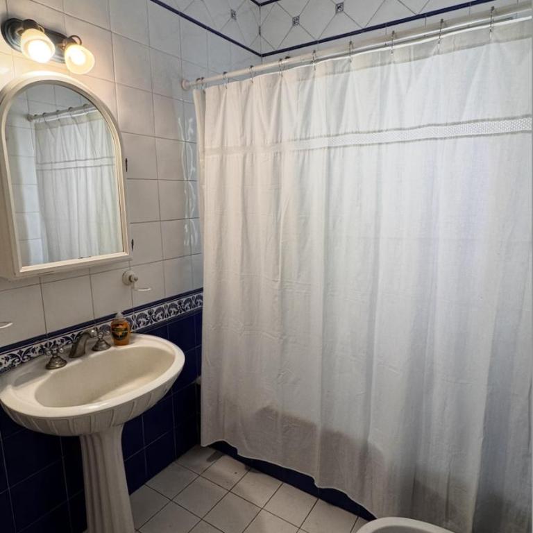 Casa Alsina - Three-Bedroom House - 6