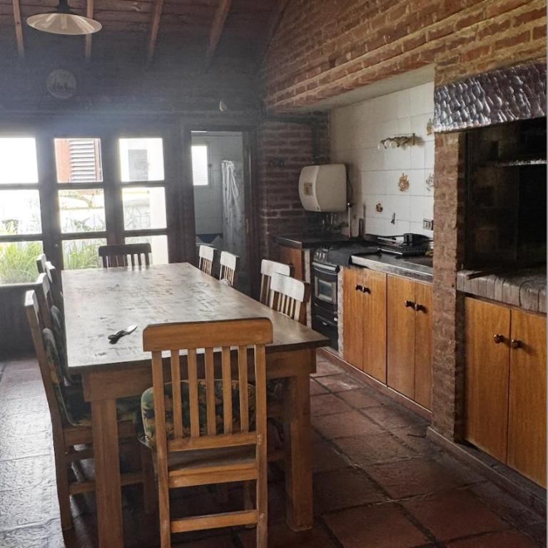 Casa Alsina - Three-Bedroom House - 11