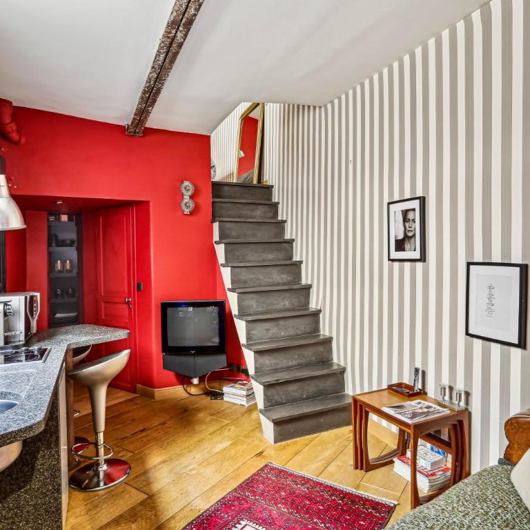 Appartement Place des Victoires - Appartement - 1