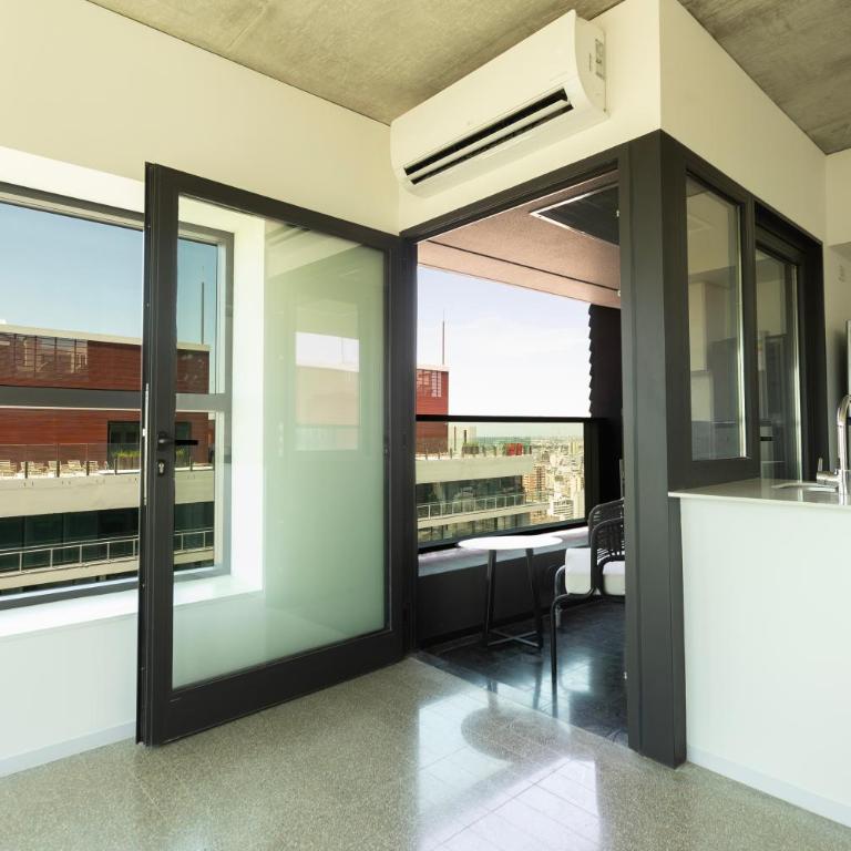Top Rentals Huergo 475 - Apartamento de 2 dormitorios con vistas - 2