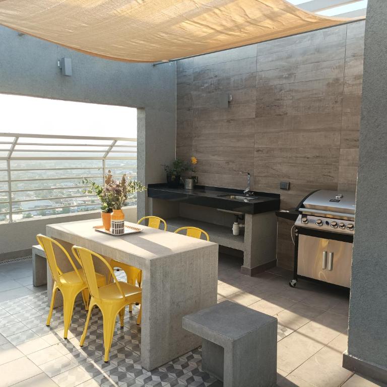 Amoblado 2Hab Nuevo - Two-Bedroom Apartment with Balcony and Terrace - 15