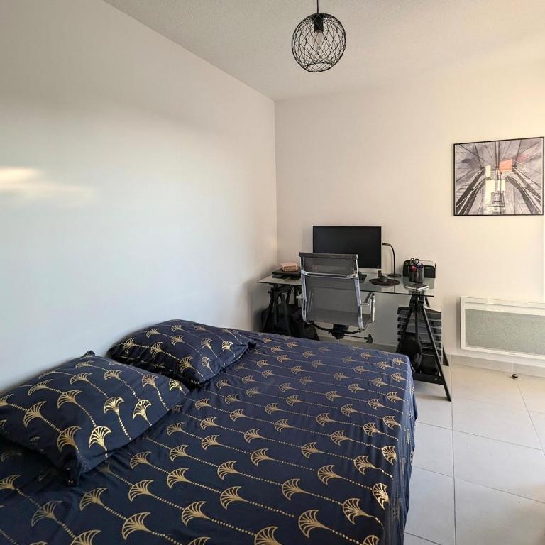 Beautiful 3-bedroom apartment with terrace, park view - Two-Bedroom Apartment - 3