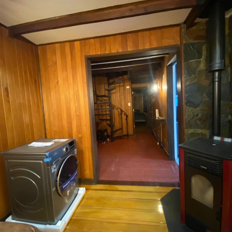 House in the heart of the city with a jacuzzi and parking - One-Bedroom Villa - 15