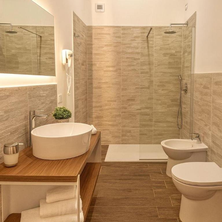 Banus Rooms - Deluxe Quadruple Room - 4
