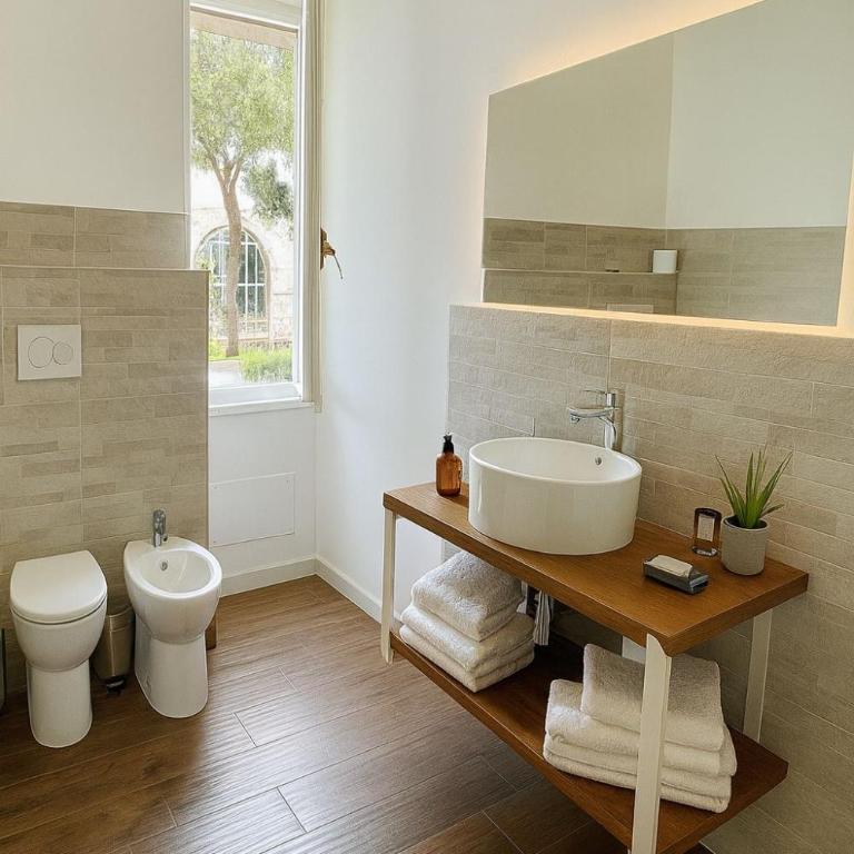 Banus Rooms - Deluxe Double Room with Balcony - 3