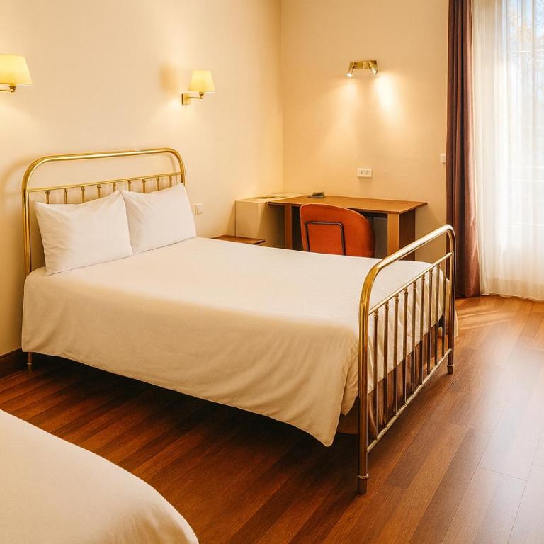 Hôtel Terminus - Chambre Double Supérieure - 3