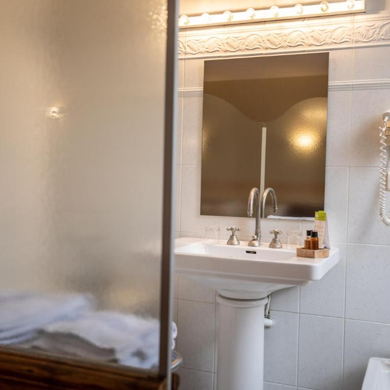 Hôtel Terminus - Chambre Double Confort - 4