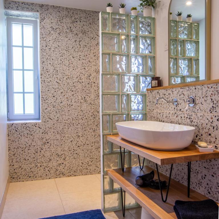 Un château pour vos vacances à 10min plage - Villa avec Piscine Privée - 24