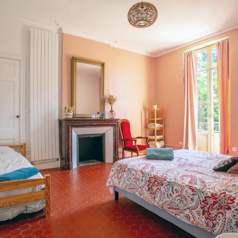 Un château pour vos vacances à 10min plage - Villa avec Piscine Privée - 5