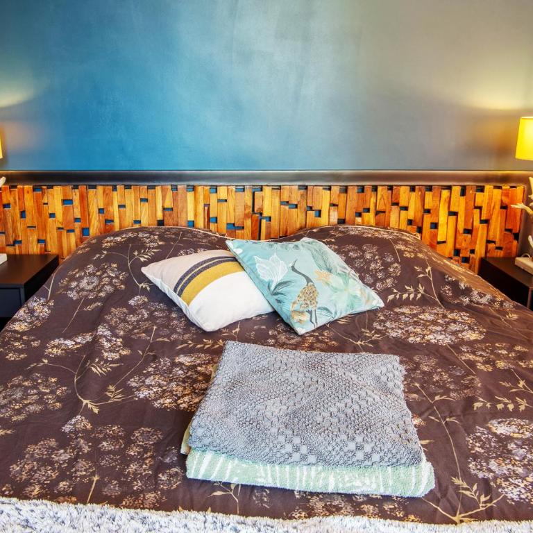 Un château pour vos vacances à 10min plage - Villa avec Piscine Privée - 11