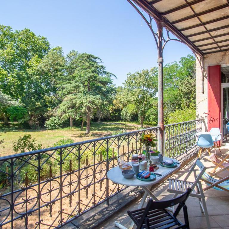 Un château pour vos vacances à 10min plage - Villa avec Piscine Privée - 23