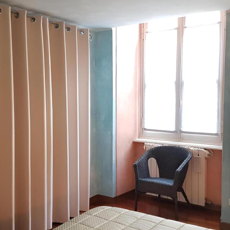 Elegante Dimora d' Epoca dal Fascino Retrò - Appartamento con 2 Camere da Letto - 34