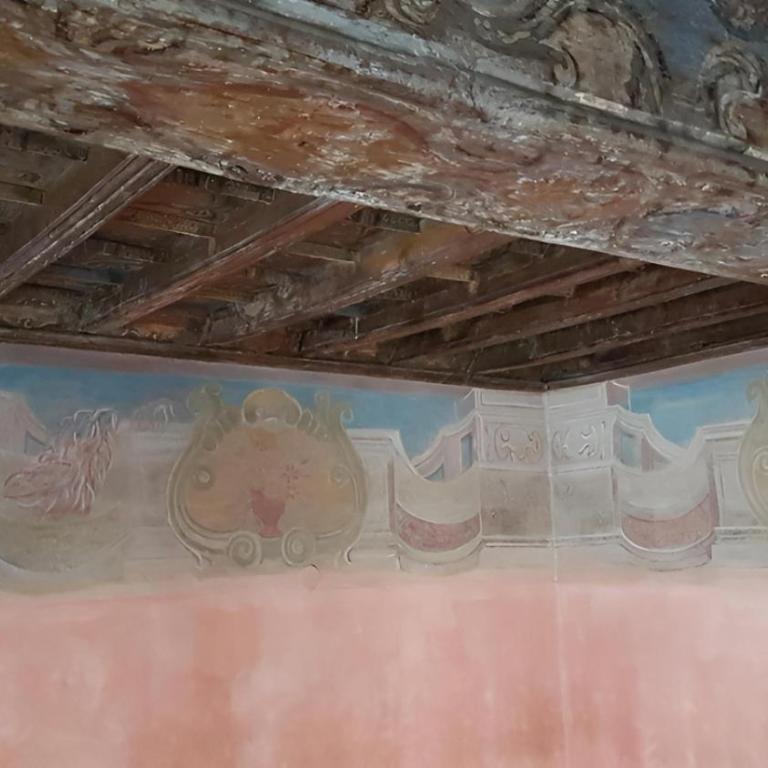 Elegante Dimora d' Epoca dal Fascino Retrò - Appartamento con 2 Camere da Letto - 8