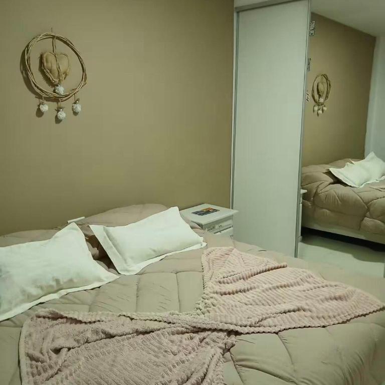 Habitación privada con baño para 2 - Habitación Deluxe - 1 cama grande - 3