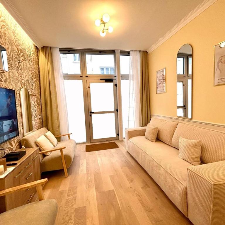 Apartment - 85 sqm - Grenelle - 8p - Appartement - 9