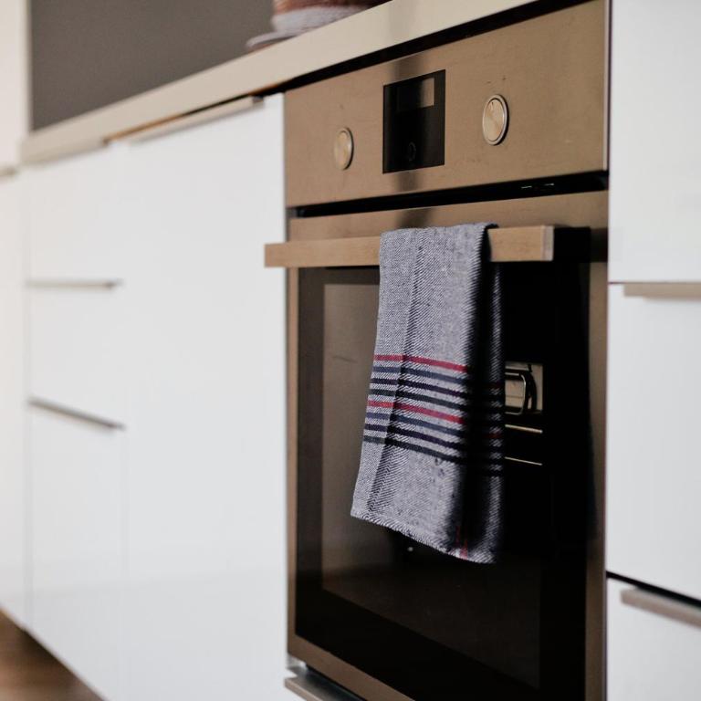 Just Urban Stays - Bright Studio Apartment with Terrace - M4 Tolstoj - Appartamento con Terrazza - 11