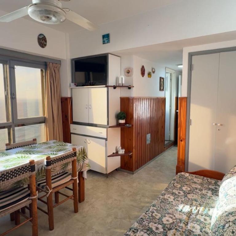 Miramar Vista al Mar - One-Bedroom Apartment - 1