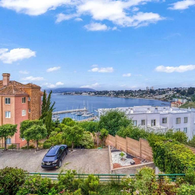 Los Lilenes Beach With Ocean View near Club de Yates - Two-Bedroom Apartment - 1
