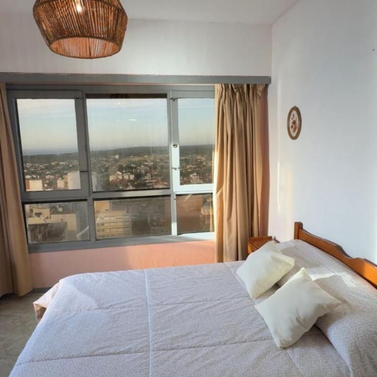 Miramar Vista al Mar - One-Bedroom Apartment - 4