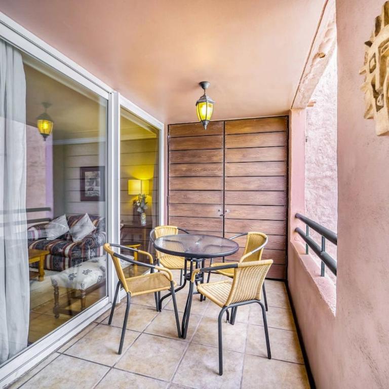 Los Lilenes Beach With Ocean View near Club de Yates - Two-Bedroom Apartment - 17