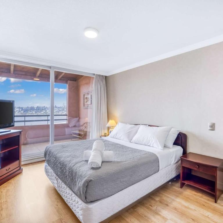 Los Lilenes Beach With Ocean View near Club de Yates - Two-Bedroom Apartment - 21