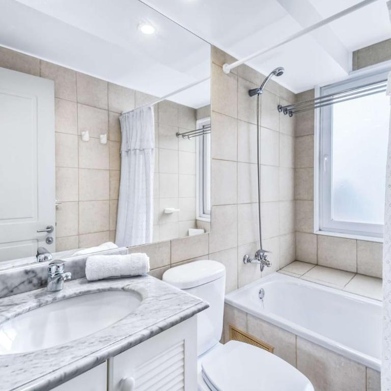 Los Lilenes Beach With Ocean View near Club de Yates - Two-Bedroom Apartment - 22