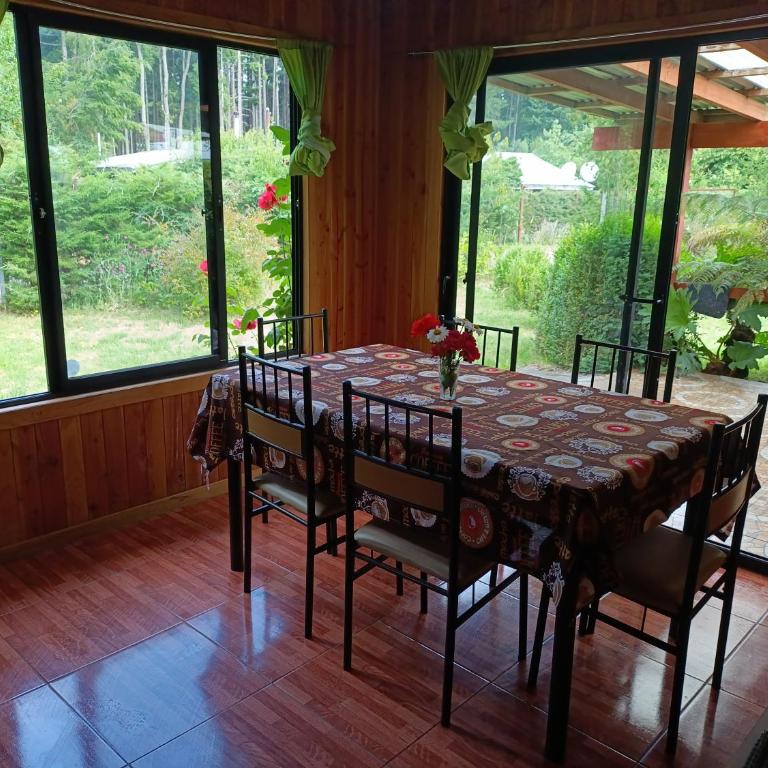 Cabañas Mis Nietos - Three-Bedroom House - 8