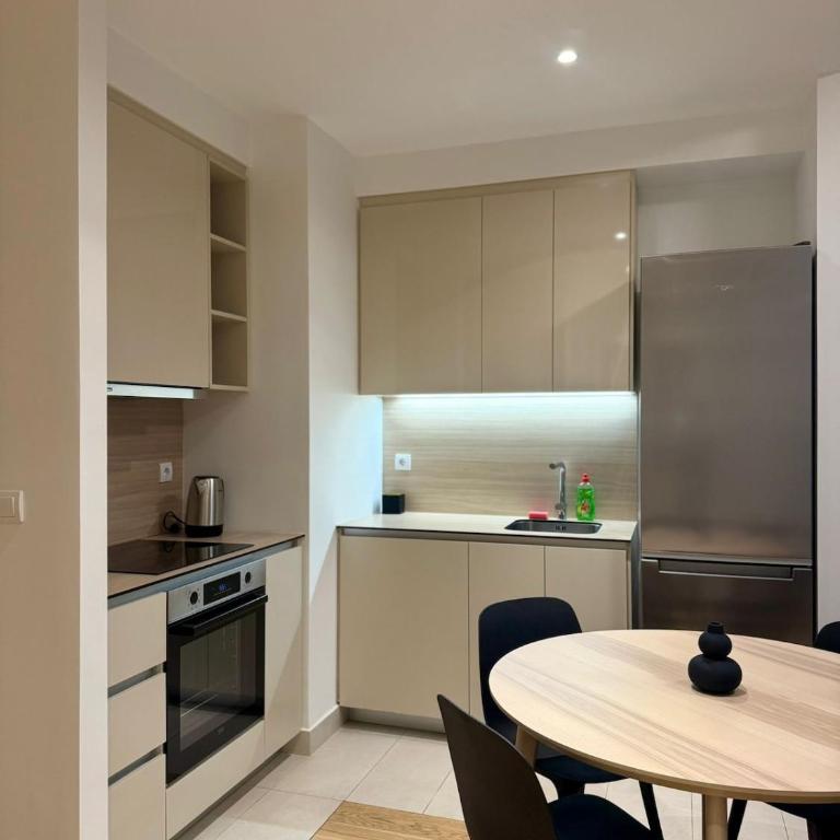 Crown Apartments - BW Aurora - One-Bedroom Apartment - 7