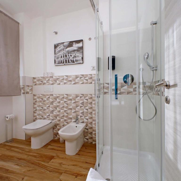 The blue room Rome - Camera Matrimoniale con Bagno Privato - 9