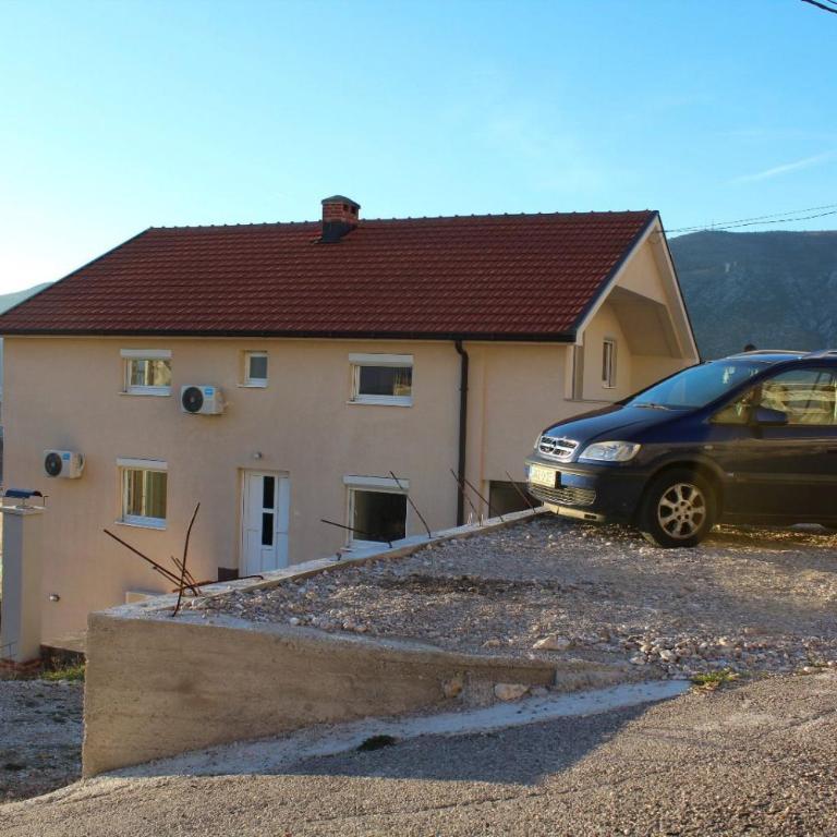 Horizont 3-Bedroom Apartment with City View & Private Parking - Three-Bedroom Apartment - 11