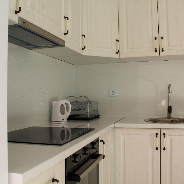 Horizont 3-Bedroom Apartment with City View & Private Parking - Three-Bedroom Apartment - 10