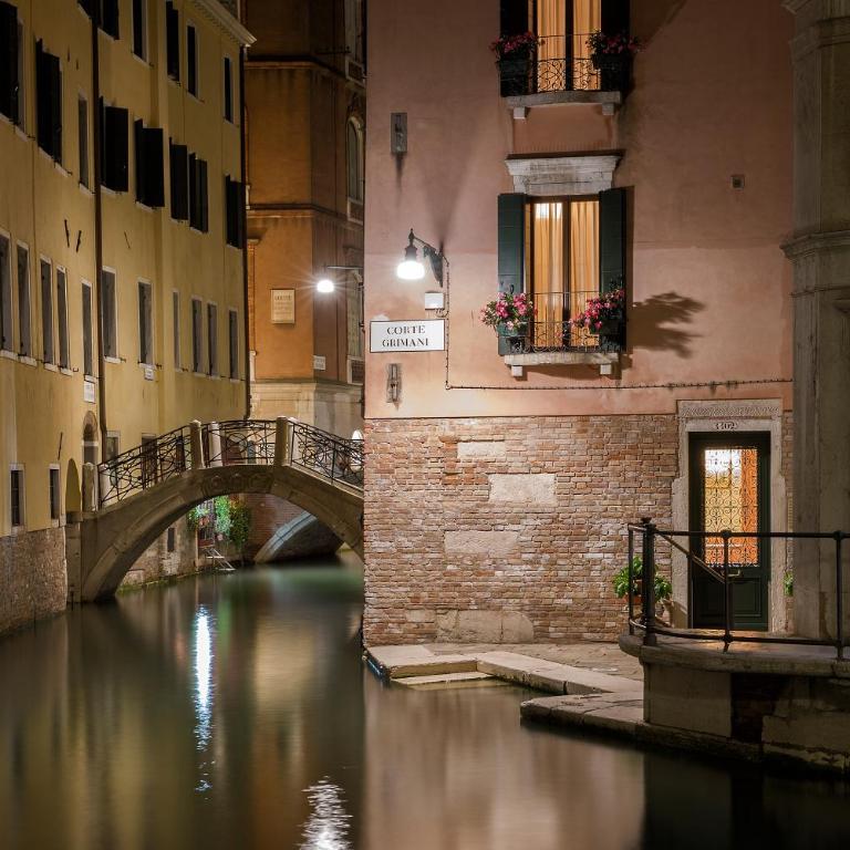 SARA S LUXURY HOME five minutes from Piazza San Marco - Two-Bedroom Apartment - 33