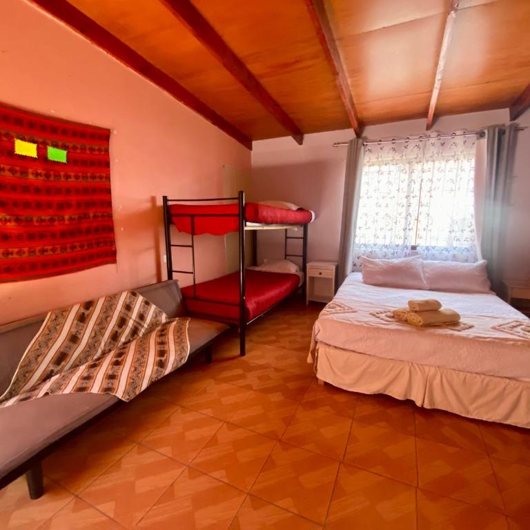 Hostal Nuevo Sol y Viento - Habitación Familiar con baño privado - 5