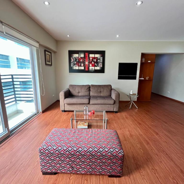 Apartamento Con Balcón Miraflores - Apartment with Balcony - 2