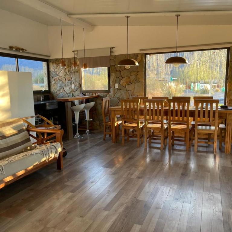 Tras Las Sierras - Three-Bedroom House - 31