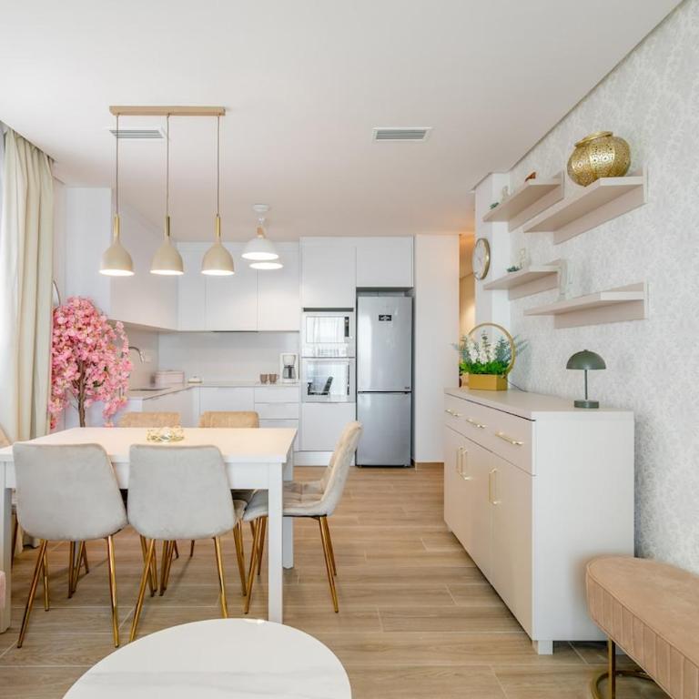 Sea view, pool, AC, 3 bedrooms, 150m beach - Apartamento - 22