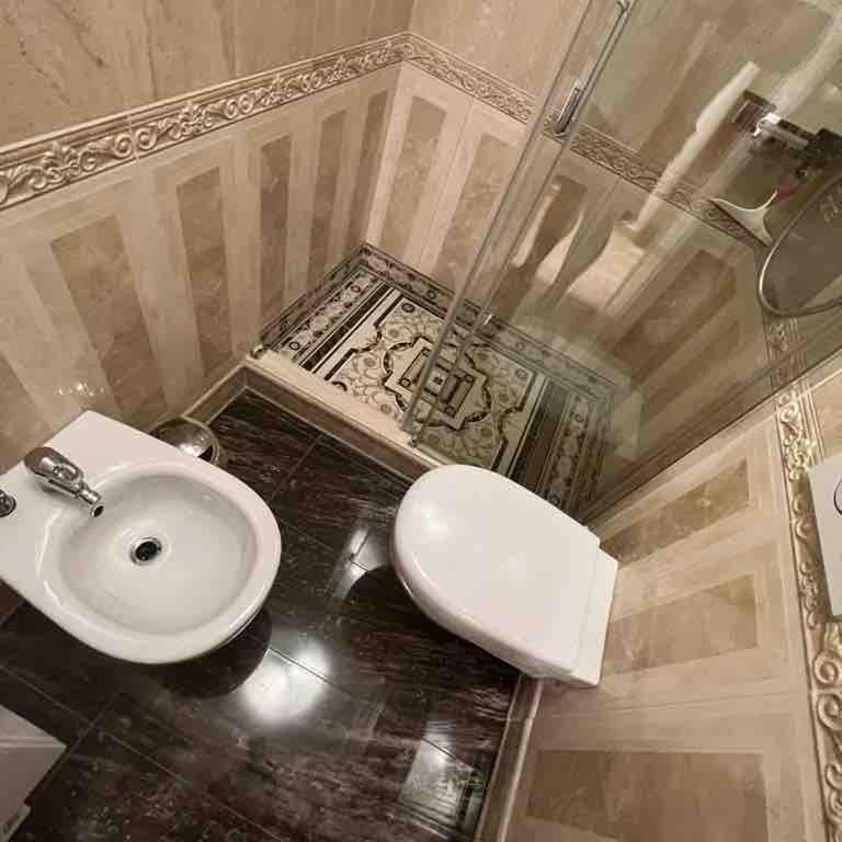 Modern apartment with two terraces in the city center - One-Bedroom Apartment - 25