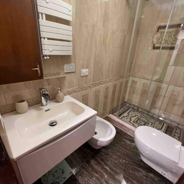Modern apartment with two terraces in the city center - One-Bedroom Apartment - 26