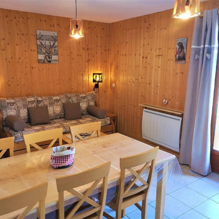 Chalet rénové 7 pers avec terrasse, local ski et parking gratuit - FR-1-863-11 - Chalé (7 adultos) - 3