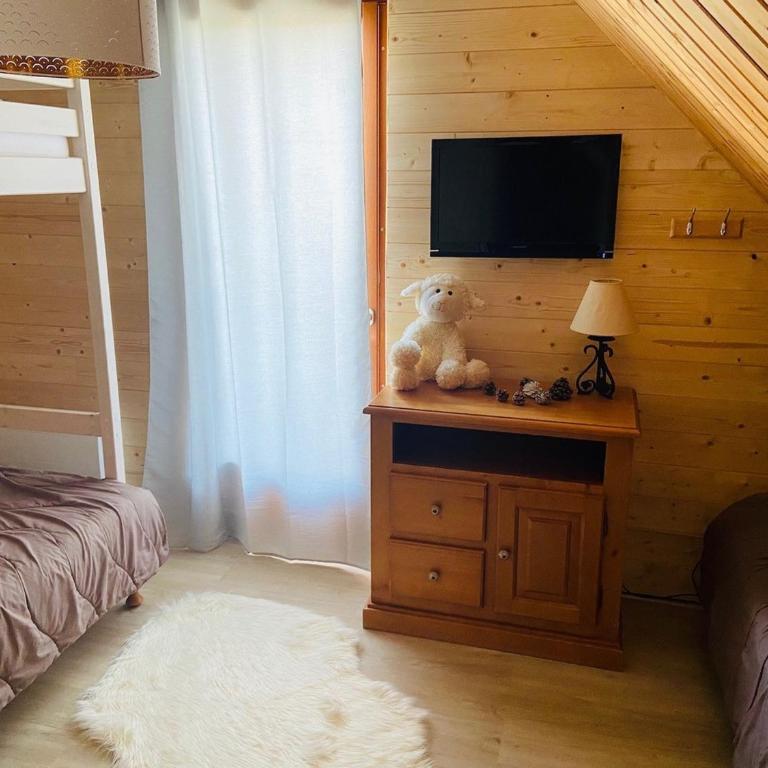 Chalet mitoyen 3 pièces, 7 pers., cuisine équipée, parking gratuit, animaux admis - FR-1-863-5 - Chalet (7 Adultes) - 7