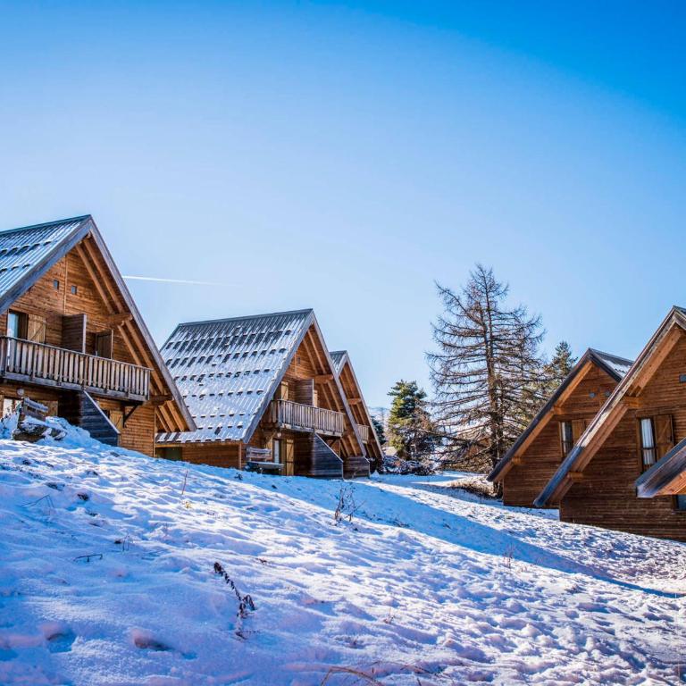 Chalet Mitoyen 7p avec Piscine, Sauna, Parking Gratuit et Proche Commerces - FR-1-863-8 - Chalet (7 Adults) - 10