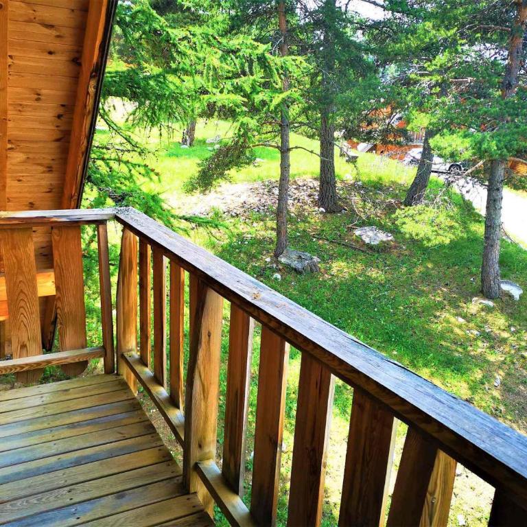 Chalet mitoyen rénové 3 pièces, 7 pers, terrasse, parking, animaux admis - FR-1-863-10 - Chalet (7 Erwachsene) - 5