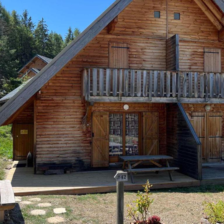 Chalet rénové 6 pers, TV connectée, WiFi, parking, animaux admis - FR-1-863-17 - Chalet (6 adultos) - 9