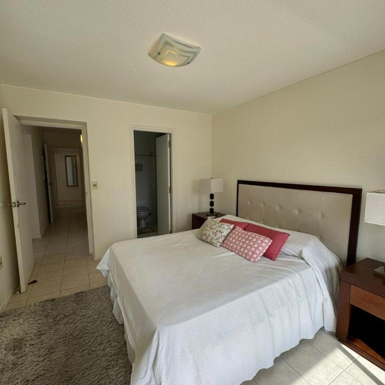 Pent-house de dos pisos con parrillero propio - Apartamento de 3 dormitorios - 18