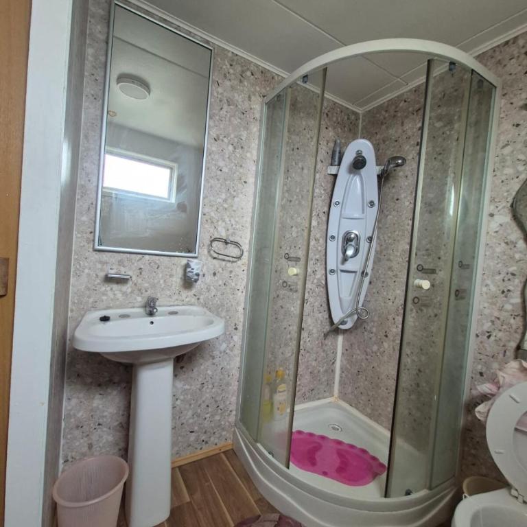 Tu hogar en la Patagonia - Three-Bedroom Apartment - 2