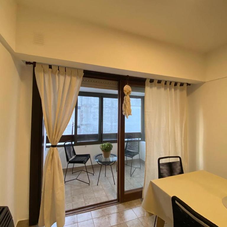 Departamento con Pileta en Terraza - One-Bedroom Apartment - 2