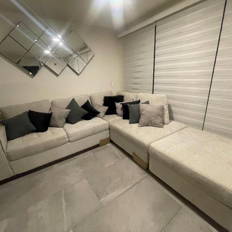 Apartment near Zona Real Zapopan - Two-Bedroom Apartment with View - 16
