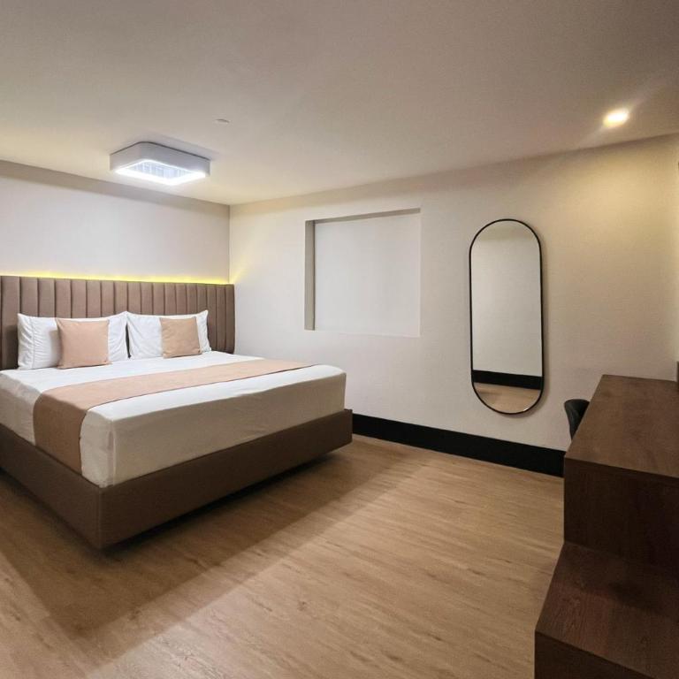 Hotel Continental ByHours - Habitación Deluxe - 1
